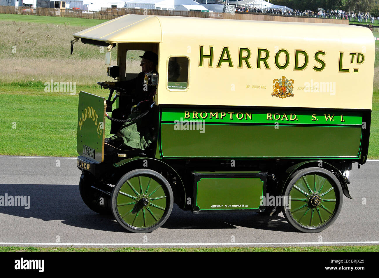 1919 Harrods Walker Eclectic Van Stock Photo