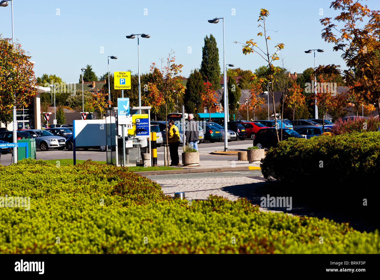 Queuing for car park hi-res stock photography and images - Alamy