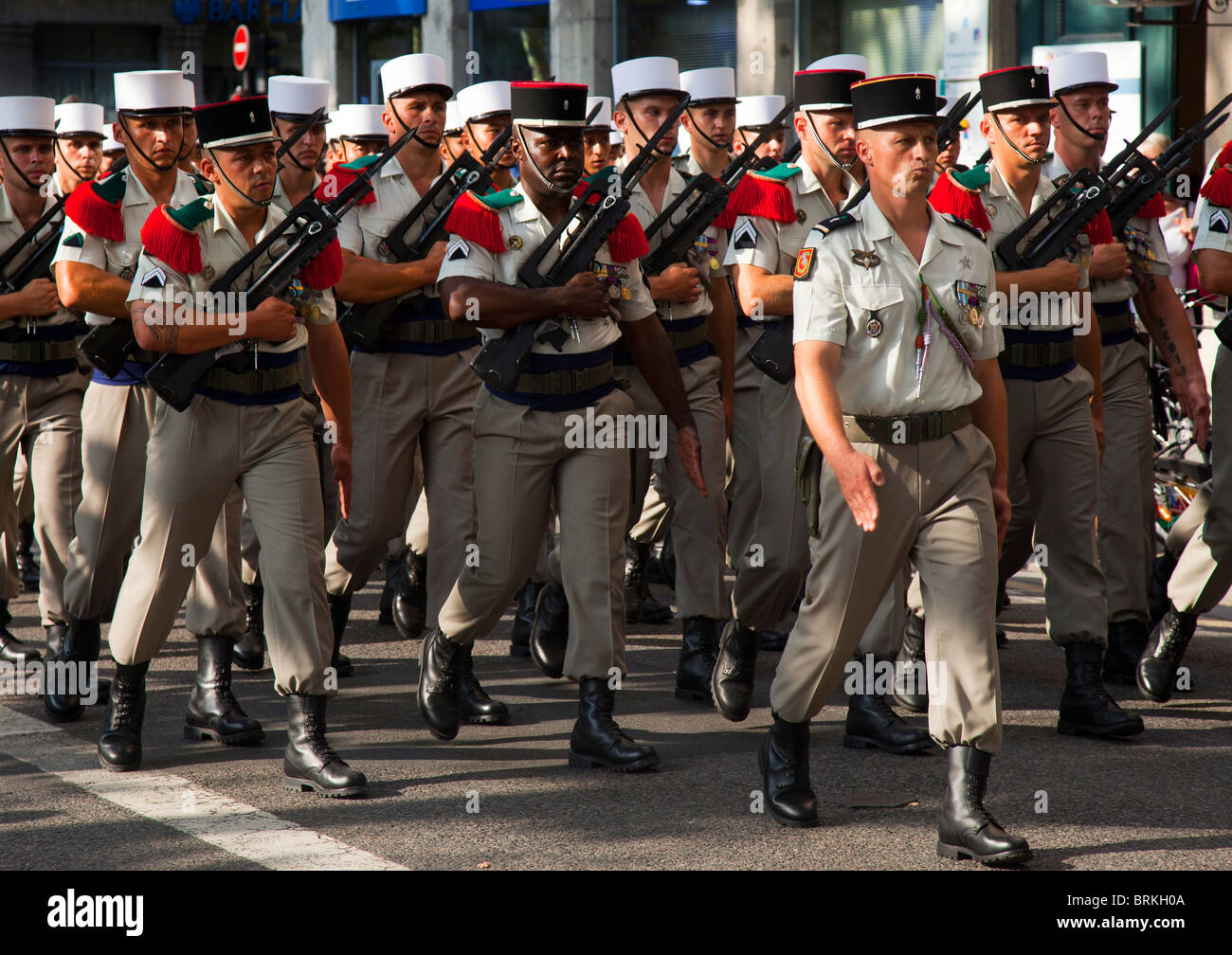 French Foreign Legion soldiers marching Stock Photo Alamy