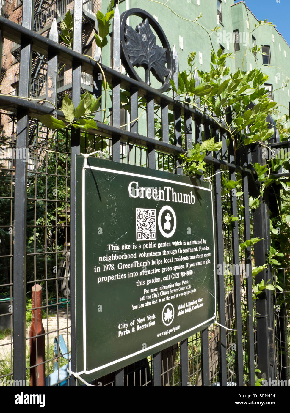 City walls urban park gardens hires stock photography and images Alamy