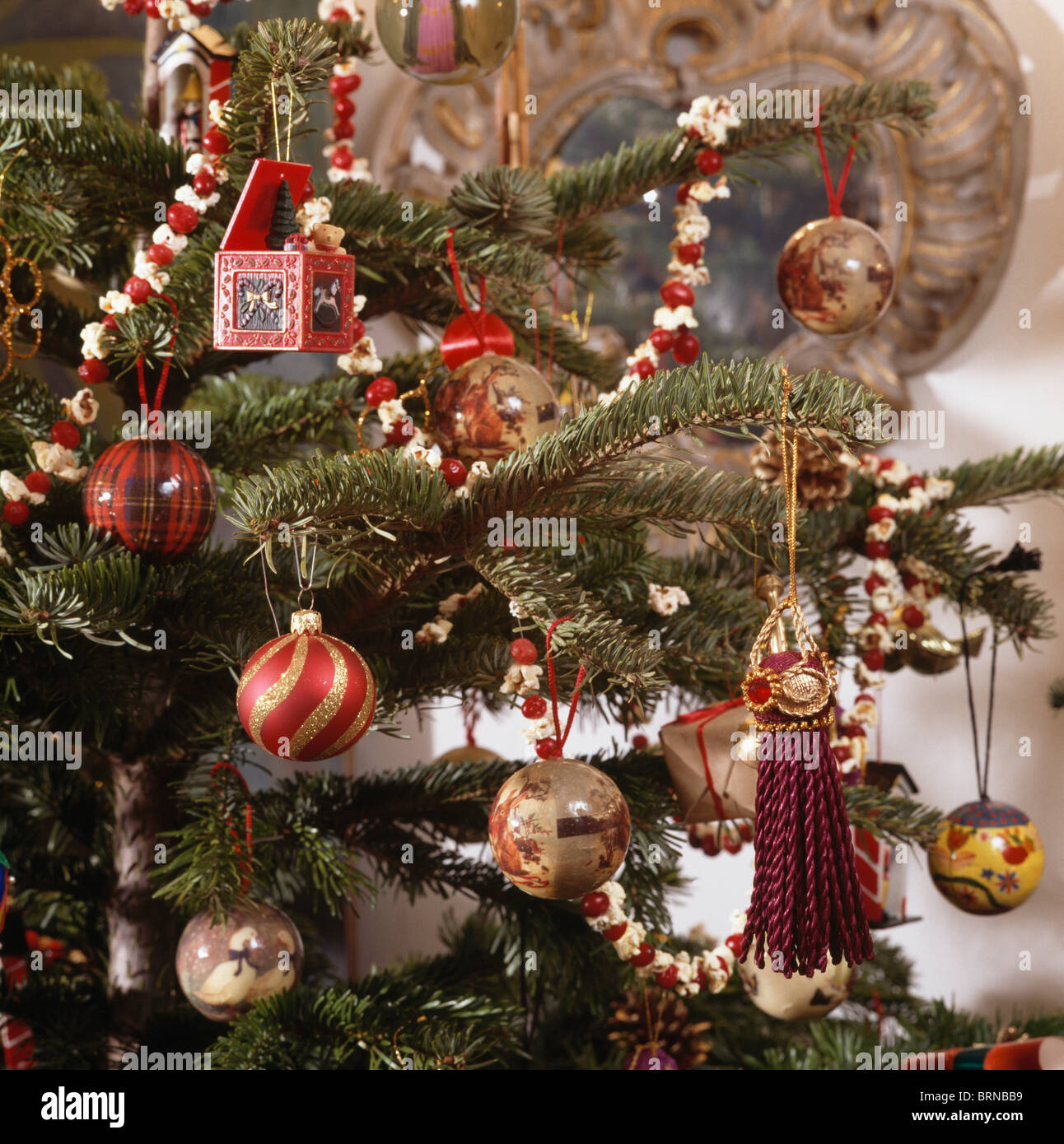 Christmas tree details baubles hi-res stock photography and images - Alamy