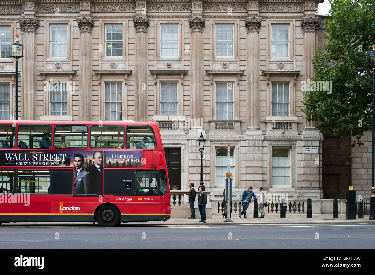 Tfl bus stop hi-res stock photography and images - Alamy