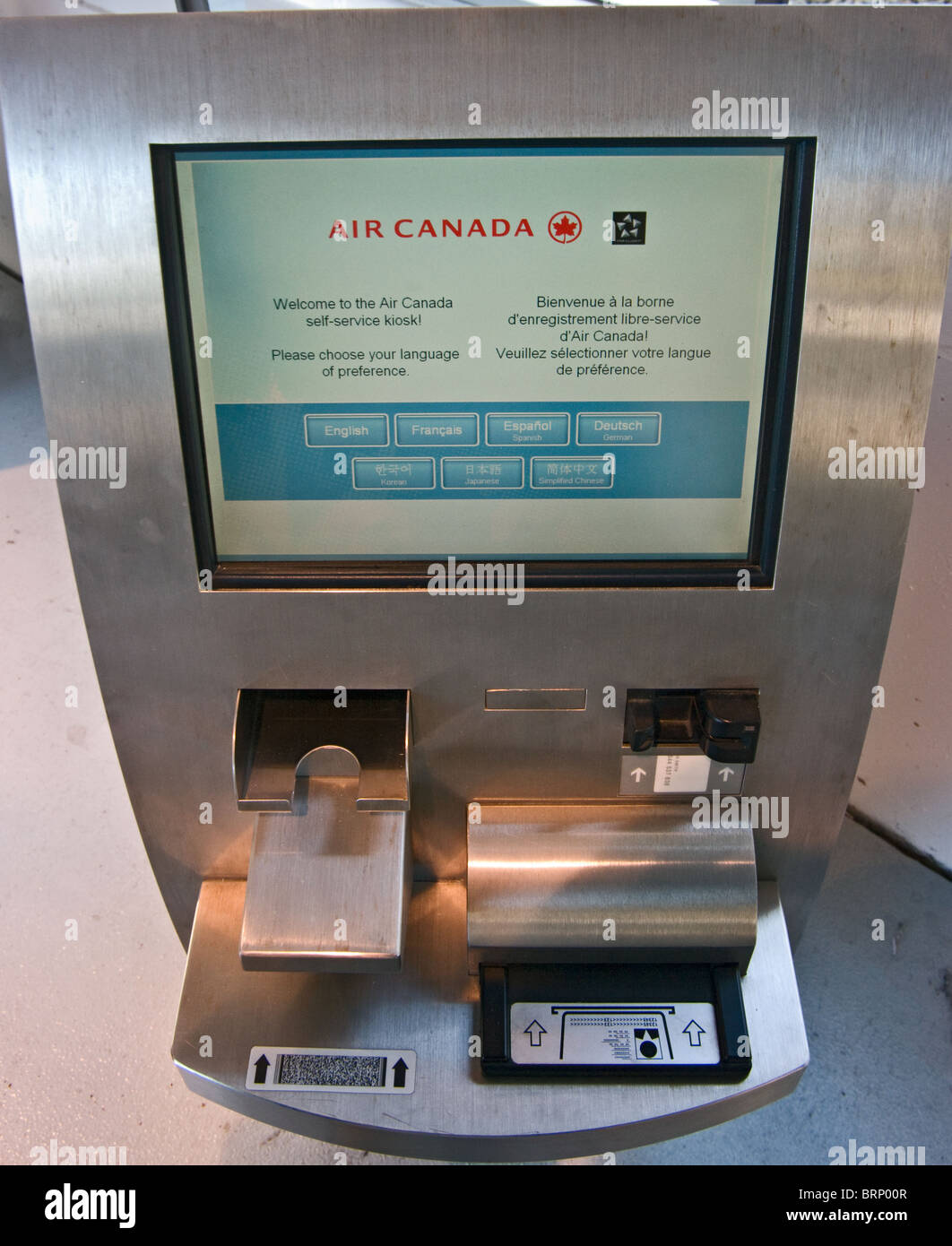 Airport ticket kiosk Stock Photo Alamy