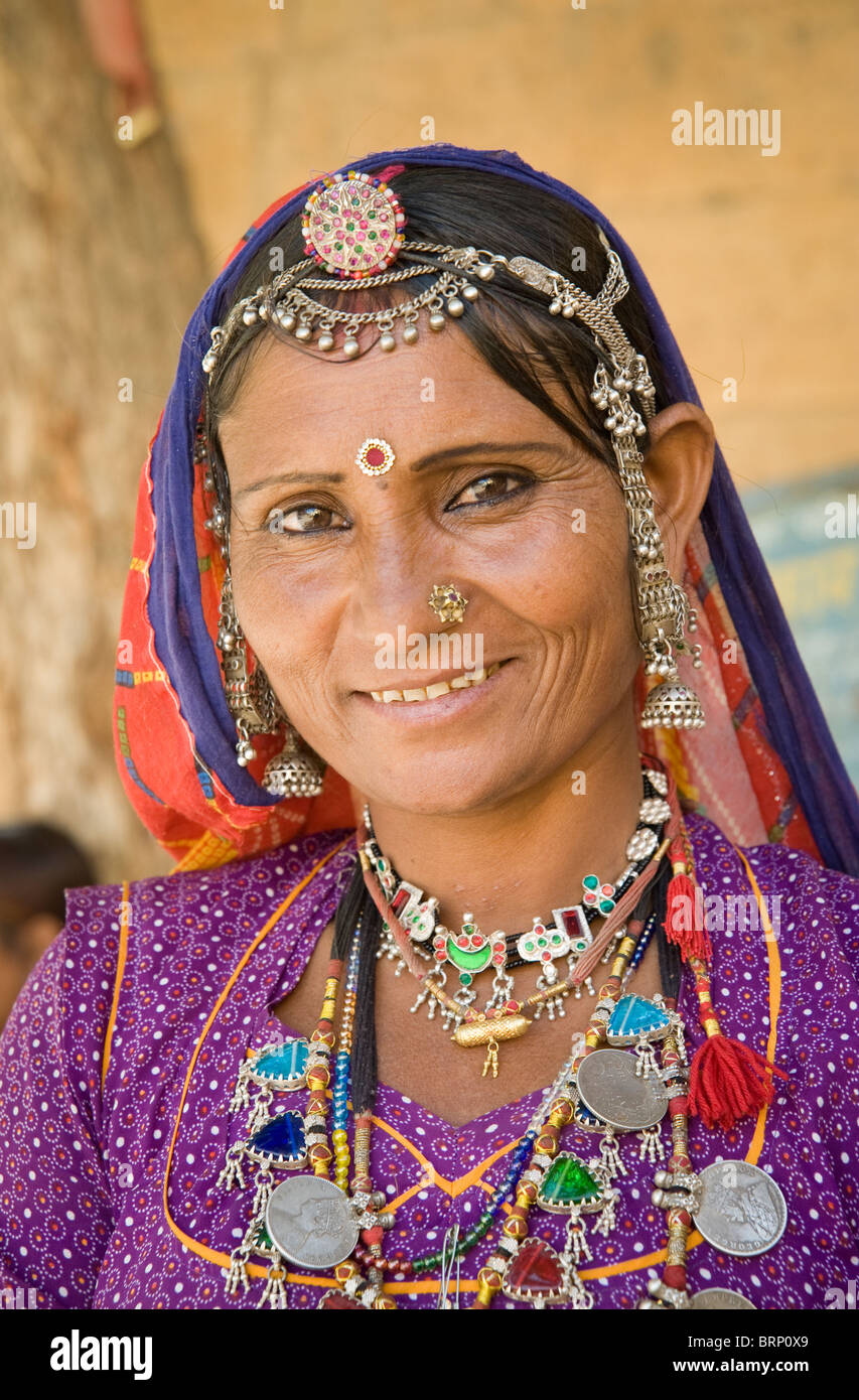 A woman in traditional Rajasthani dress in Jaisalmer Rajasthan Stock Photo