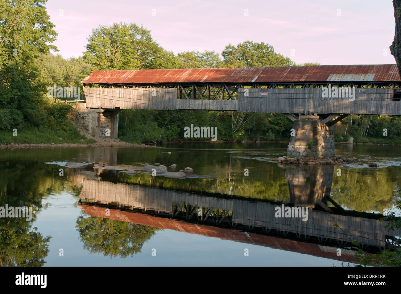 Covered bridge campton new hampshire hires stock photography and