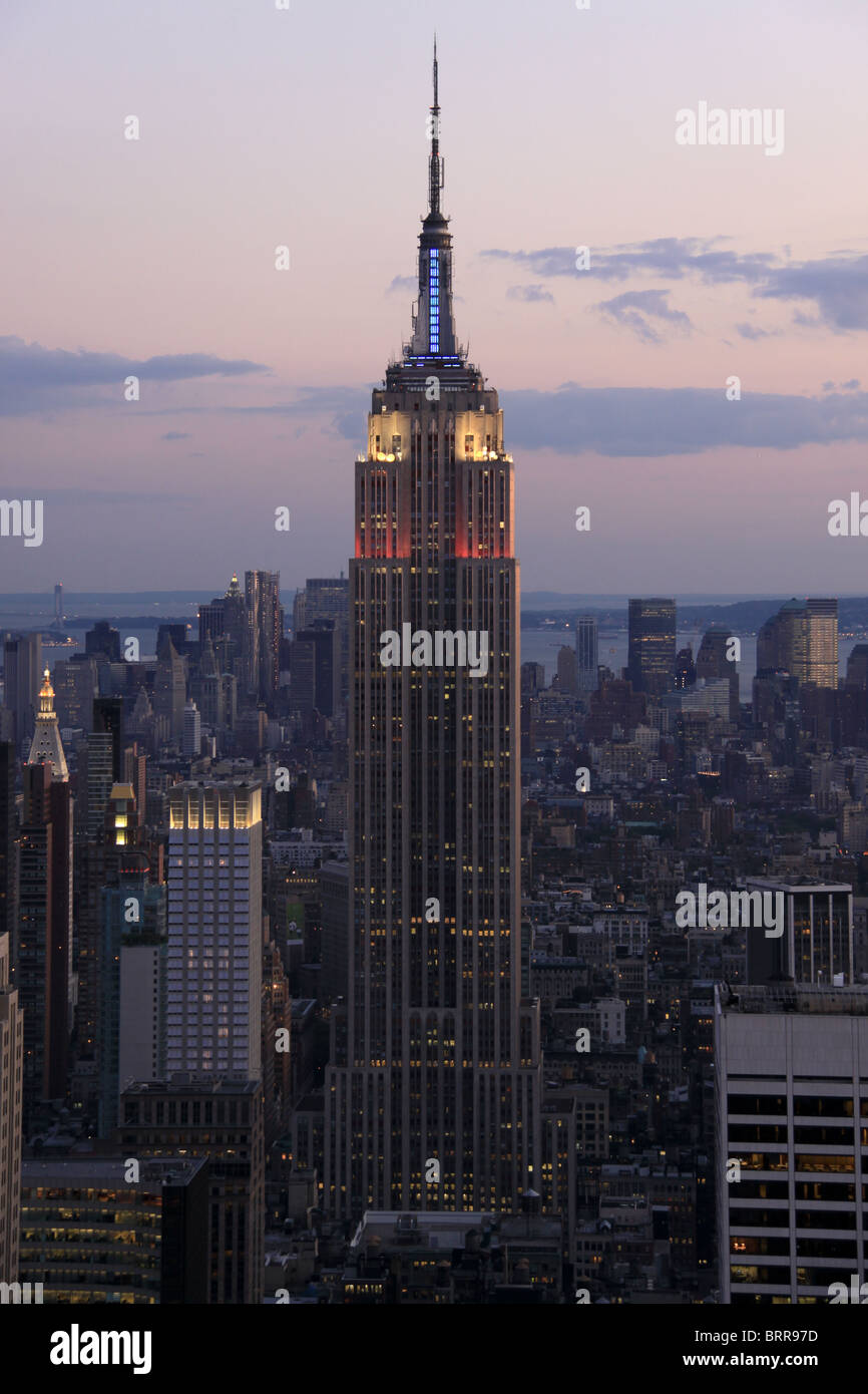 View of the Empire State Building from the Rockefeller Center ...