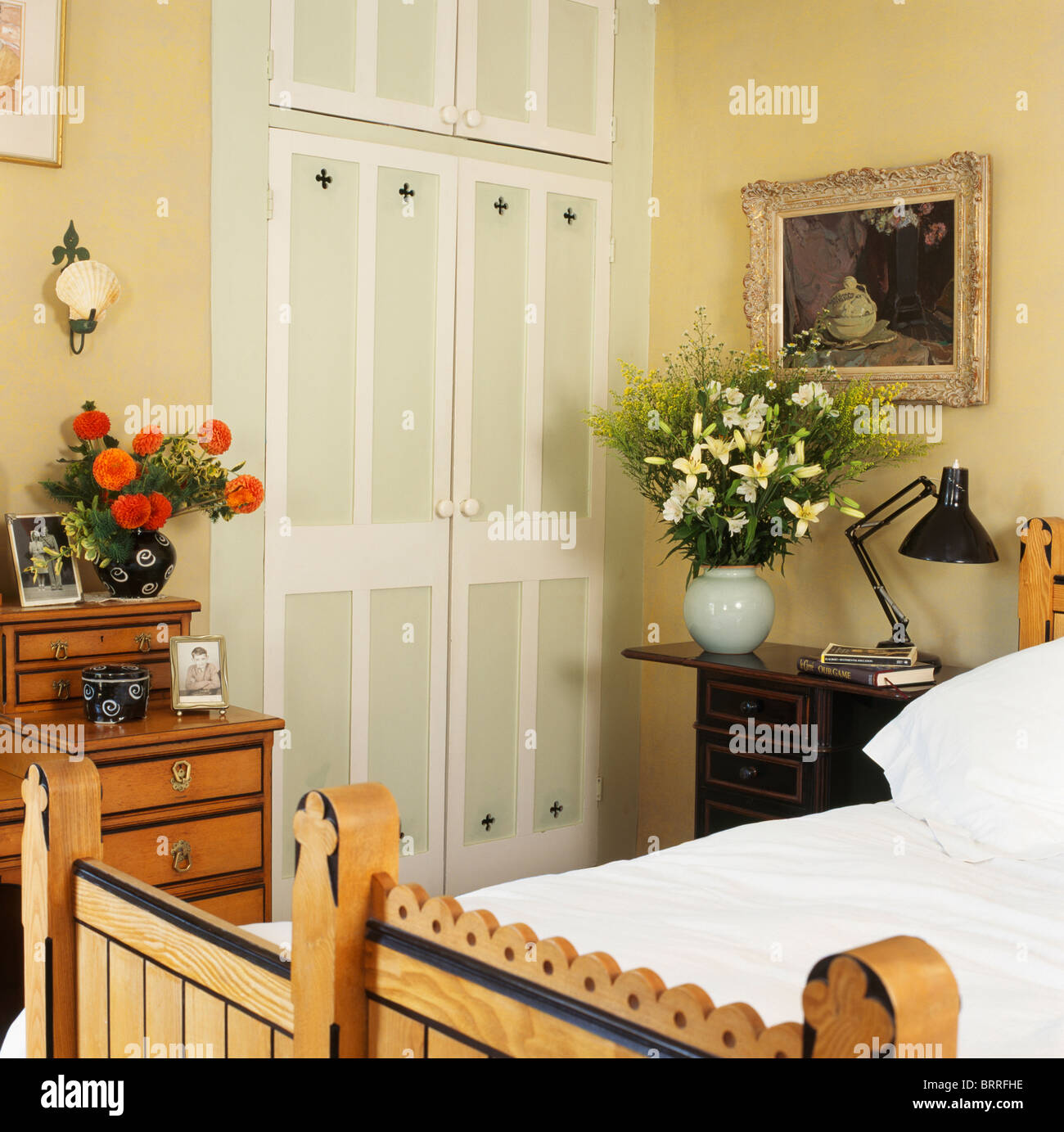 Fitted Wardrobes Stock Photos Fitted Wardrobes Stock Images Alamy