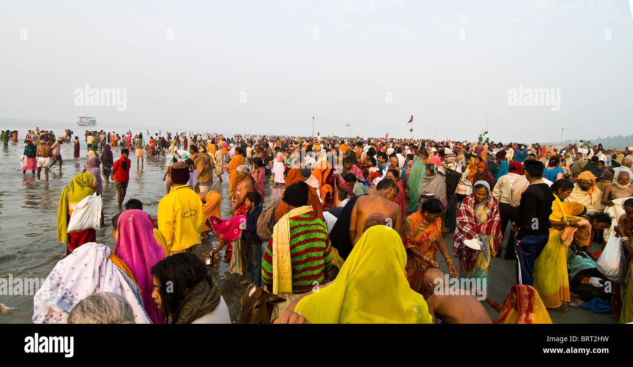 Hindu pilgrims at the annual Gangasagar mela in West Bengal. Stock Photo
