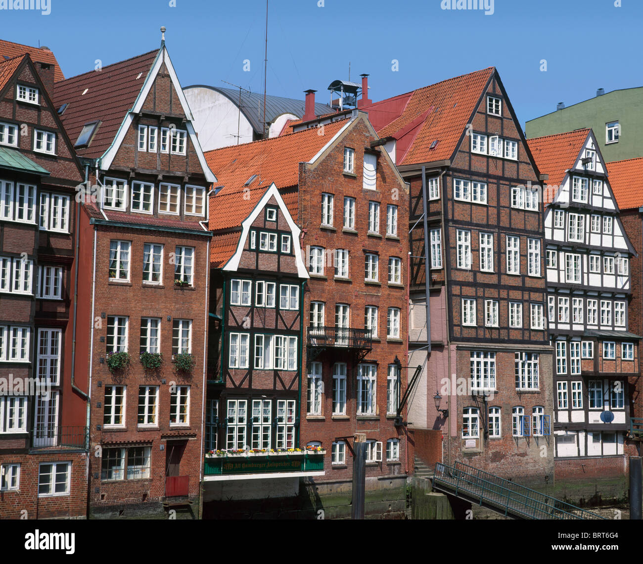 Nikolaifleet and Merchant Houses, Hamburg, Germany Stock Photo Alamy