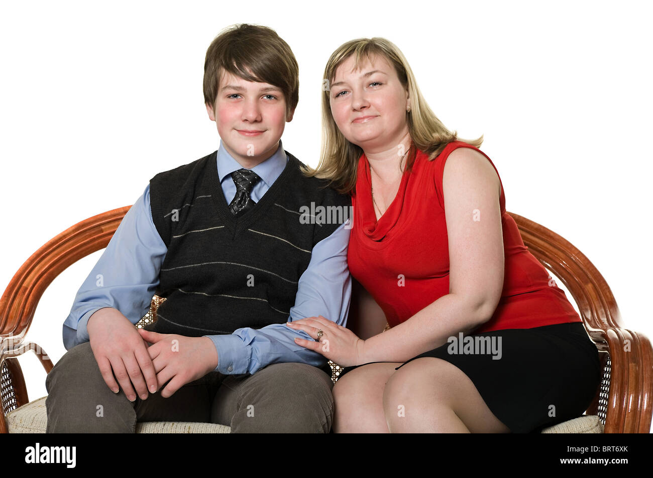 Молодая русская мамка с сыном. Мама и несовершеннолетний сын. Мамочки с сыном подростком.