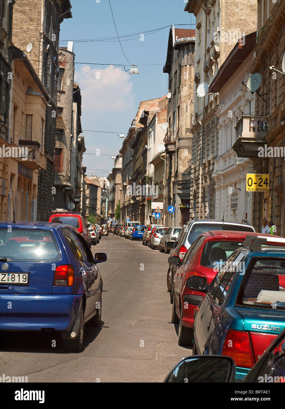 Flats in budapest hires stock photography and images Alamy