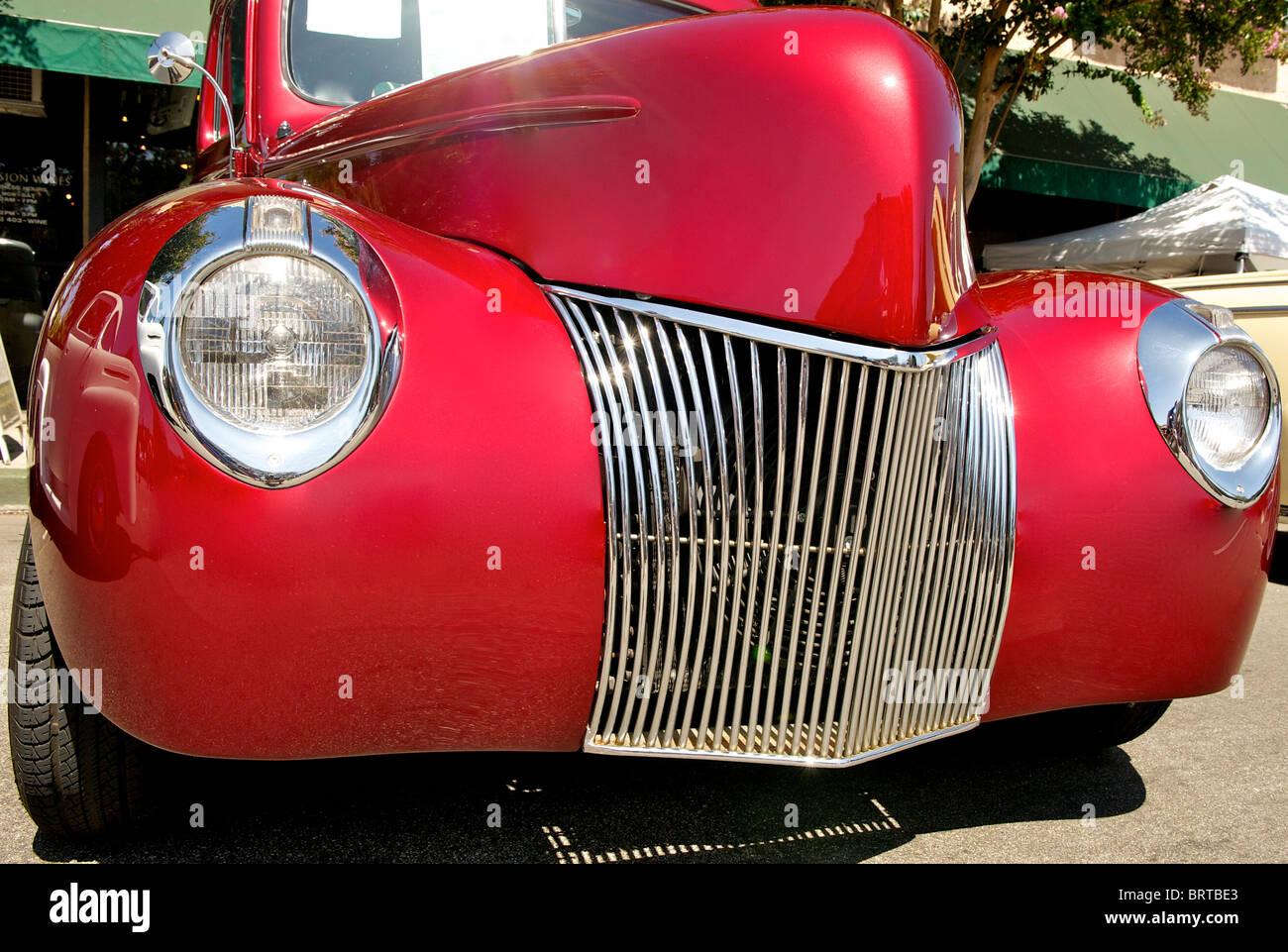 Hood, Grill and Headlights of Classic American Car Stock Photo Alamy