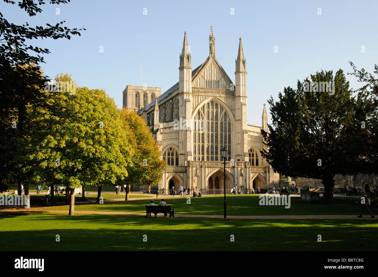 Winchester cathedral hi-res stock photography and images - Alamy