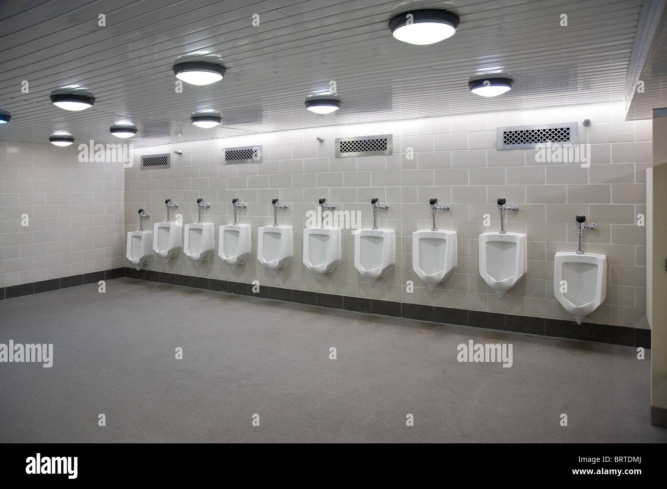 Mens toilets hi-res stock photography and images - Alamy