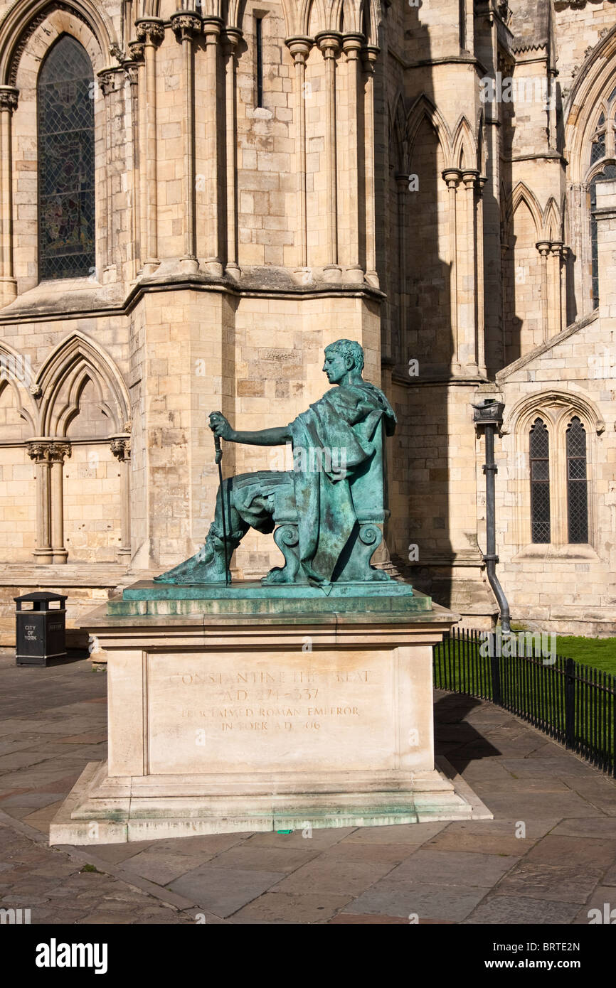 Statue of Emperor Constantine outside of "York Minster Stock Photo Alamy
