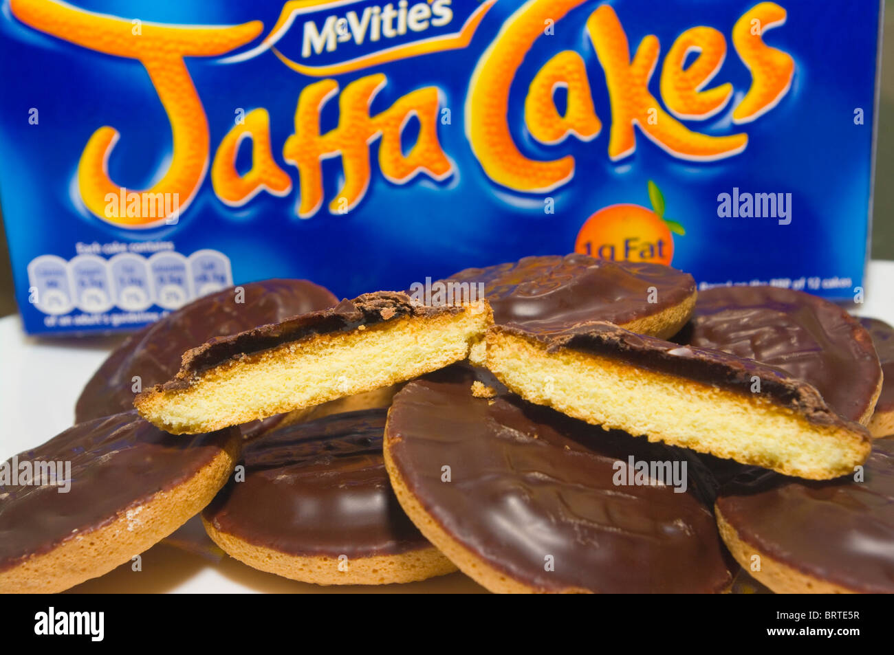 Mcvities cakes hi-res stock photography and images - Alamy