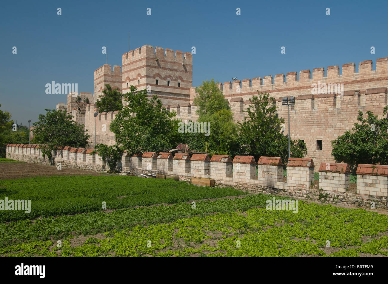 Istanbul Historical City Walls around Yedikule, Turkey Stock Photo Alamy
