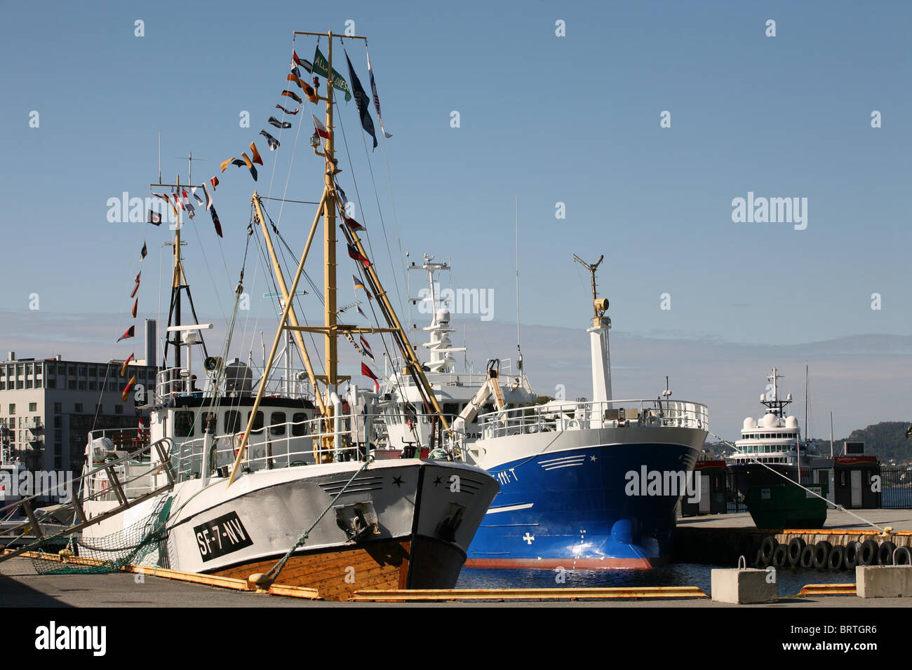 Boat ship ships boats hi-res stock photography and images - Alamy