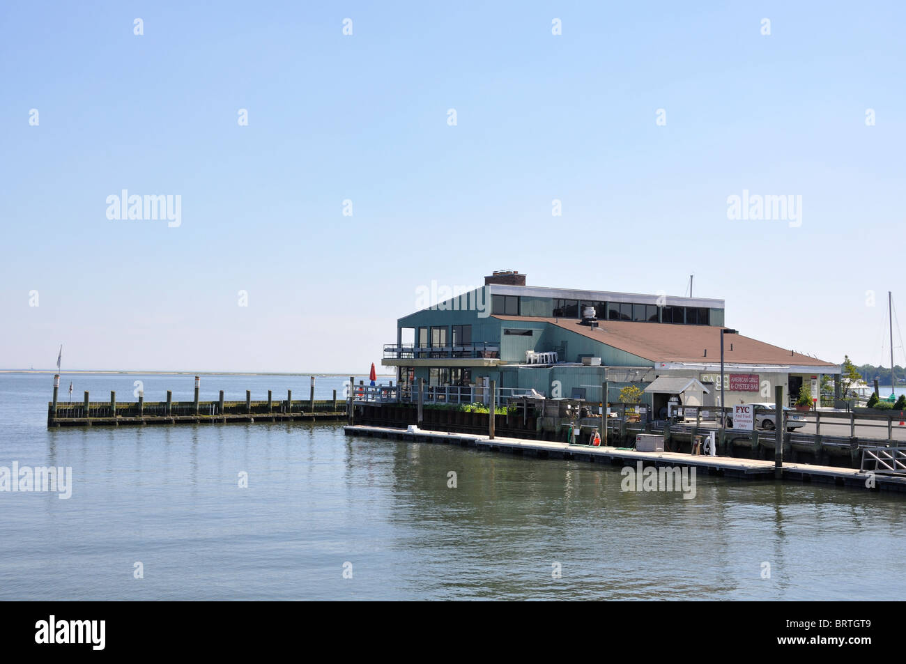 Oyster Bar restaurant, New Haven marina, Connecticut, USA Stock Photo Alamy