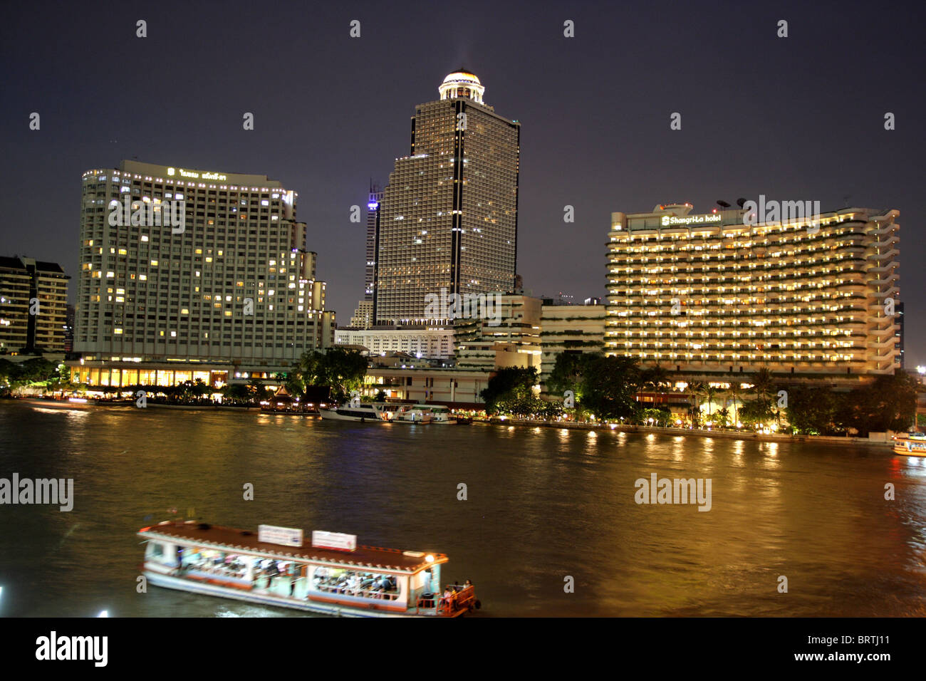 Shangri-La Hotel beside the Chao Phraya River, Bangkok, Thailand, Southeast Asia, Asia Stock Photo