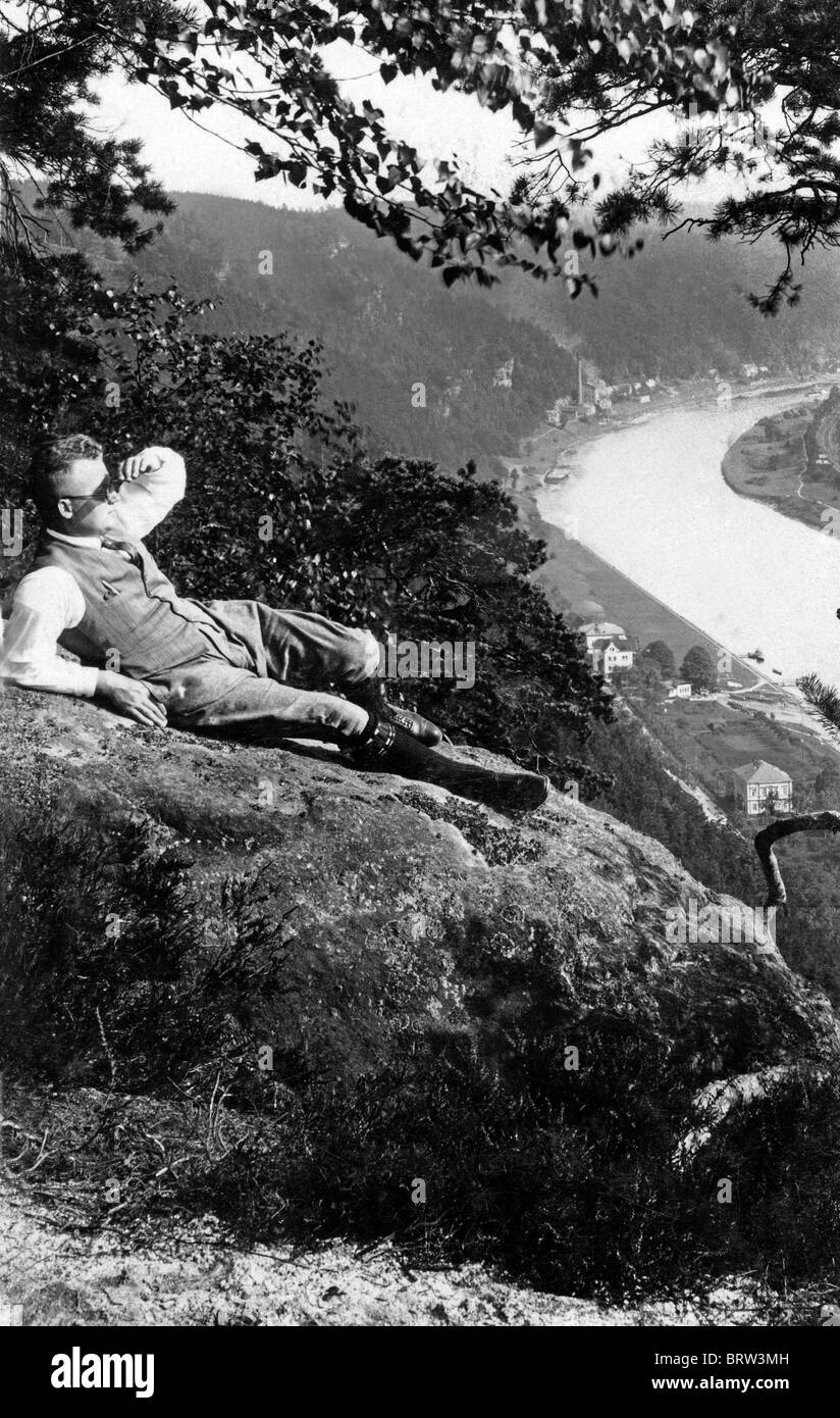Hikers on the Rhine river, historic photograph, around 1921 Stock Photo