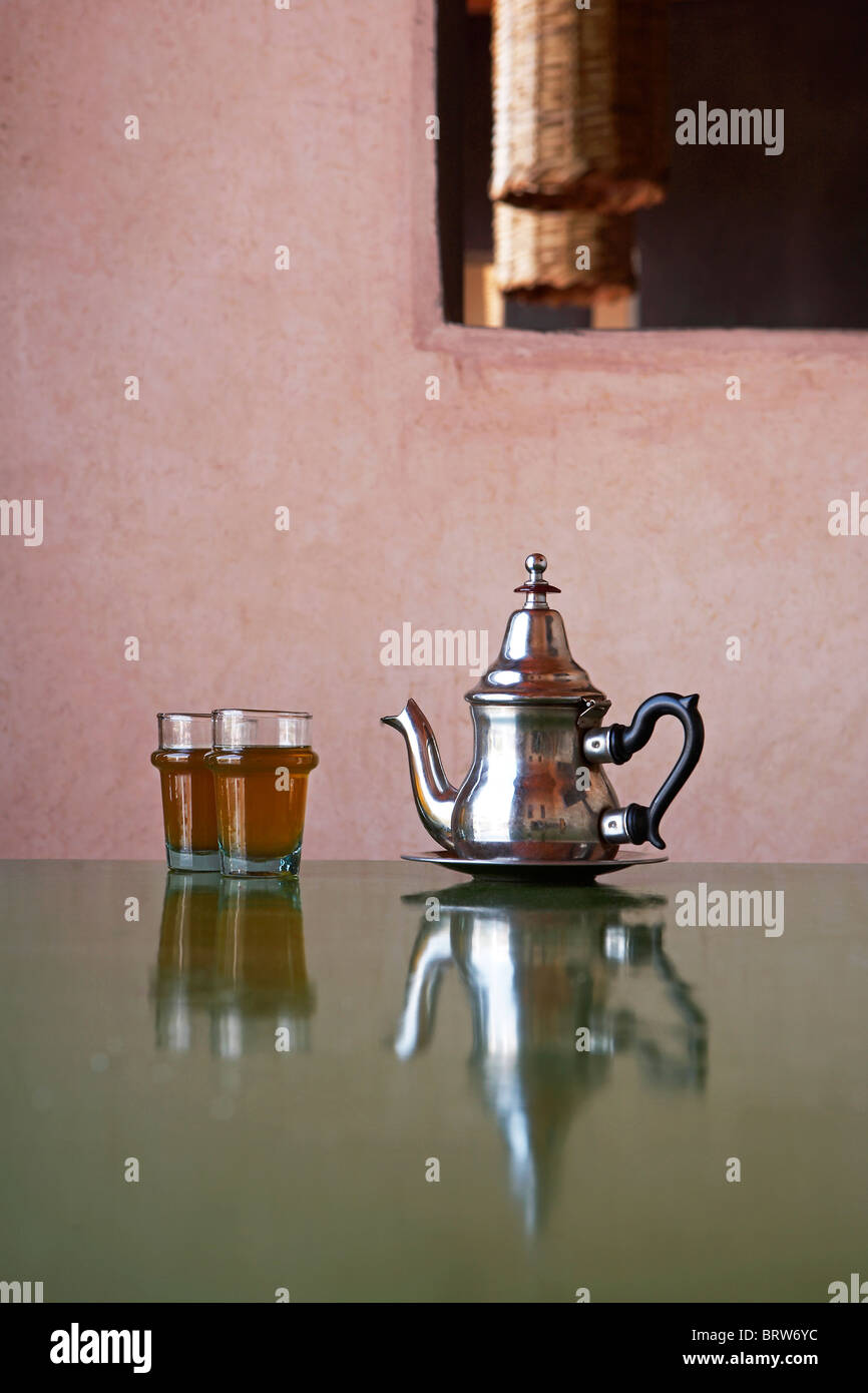 MARRAKESH: TRADITIONAL MOROCCAN MINT TEA AND SILVER TEA POT Stock Photo