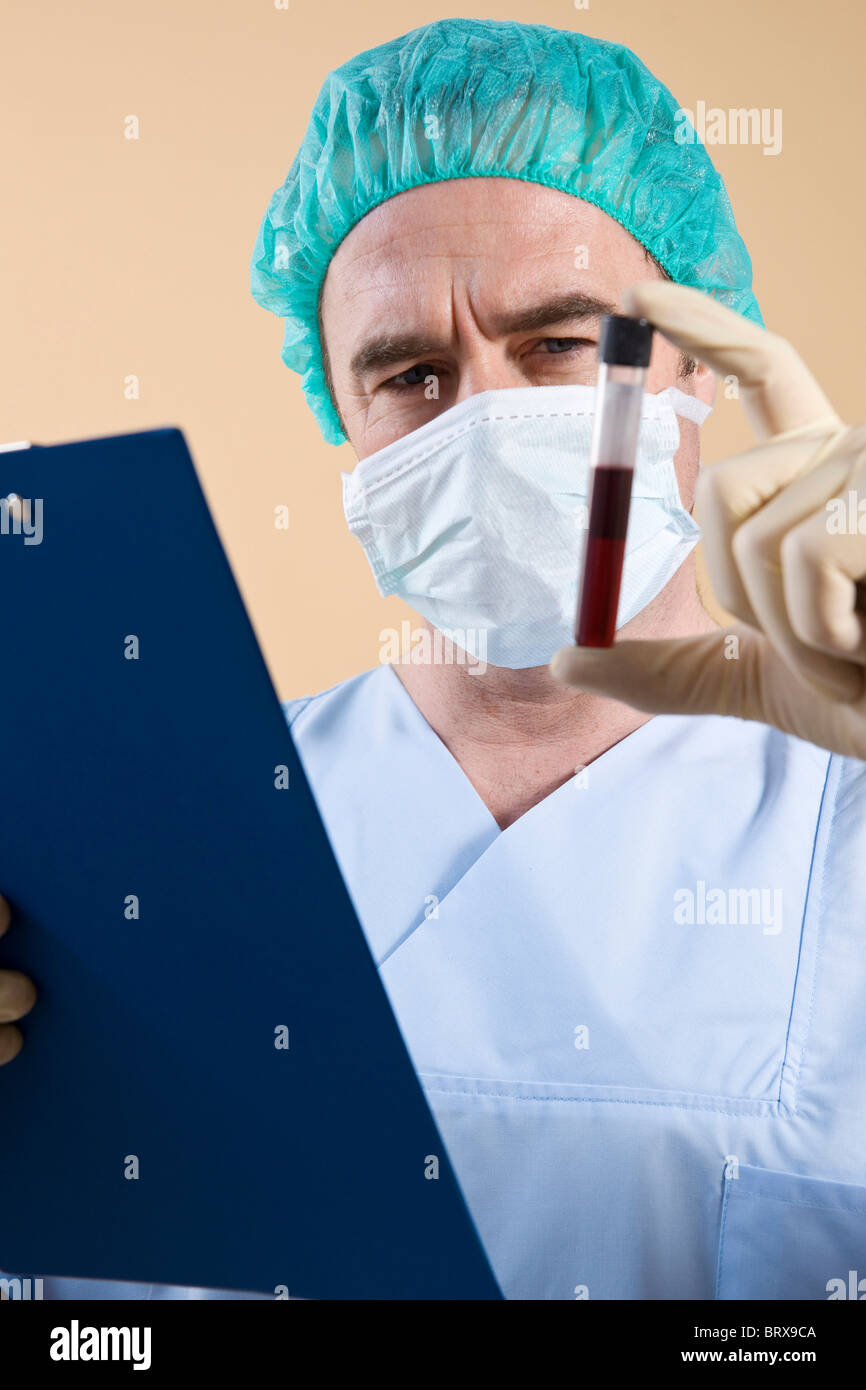 Surgeon File File Analysis High Resolution Stock Photography and Images - Alamy