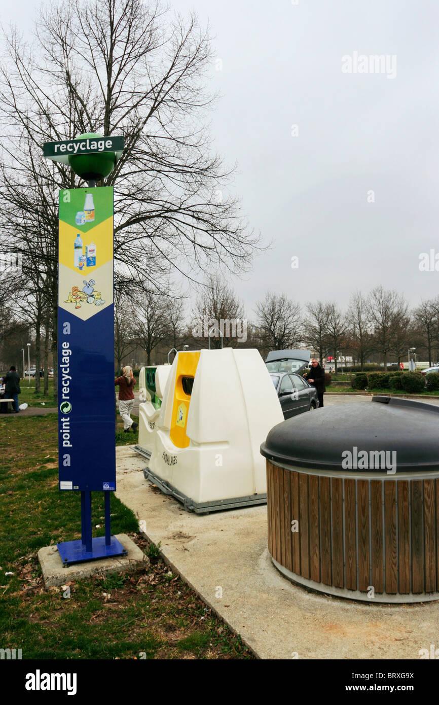 Recycling bins in france hires stock photography and images Alamy
