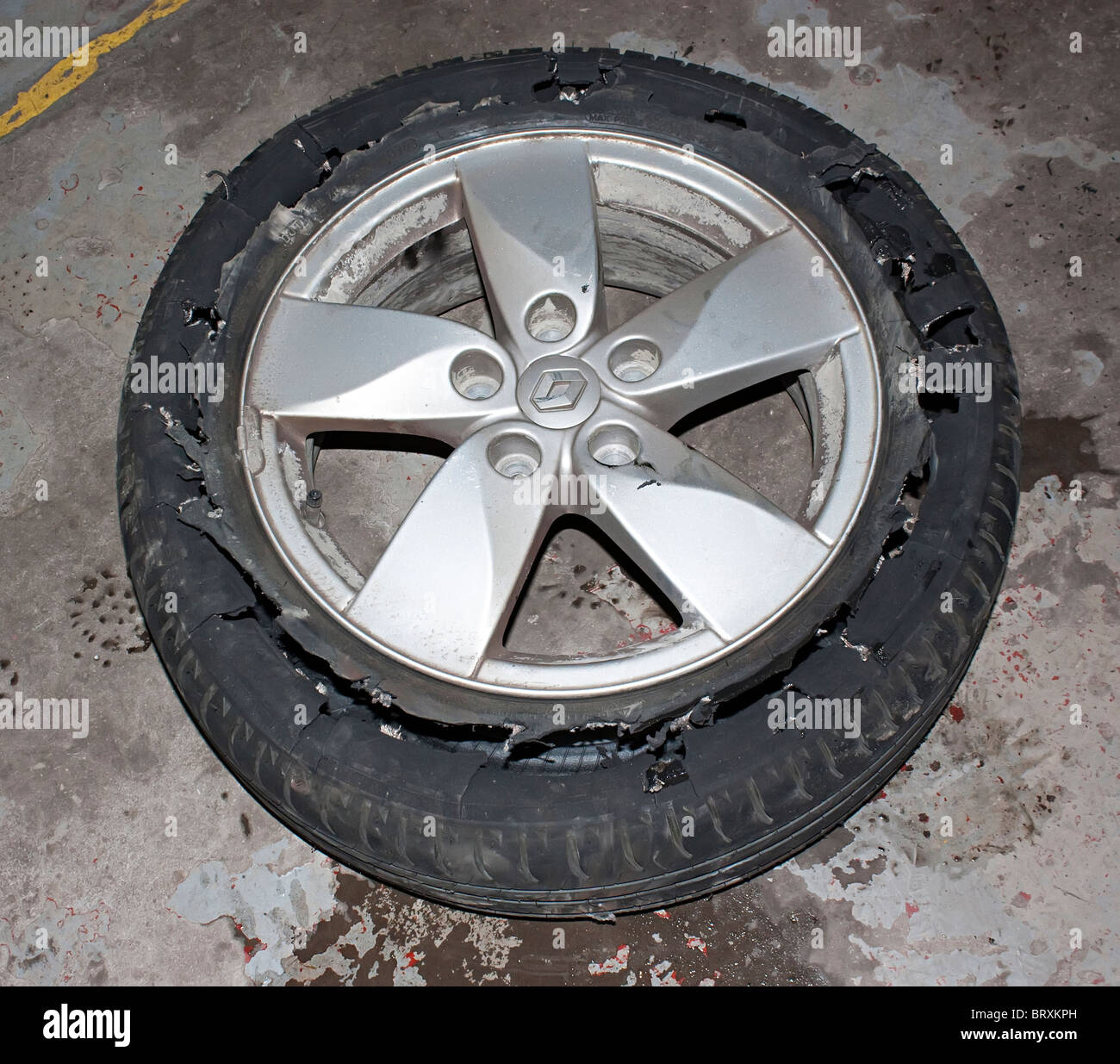 Tyre puncture hi-res stock photography and images - Alamy