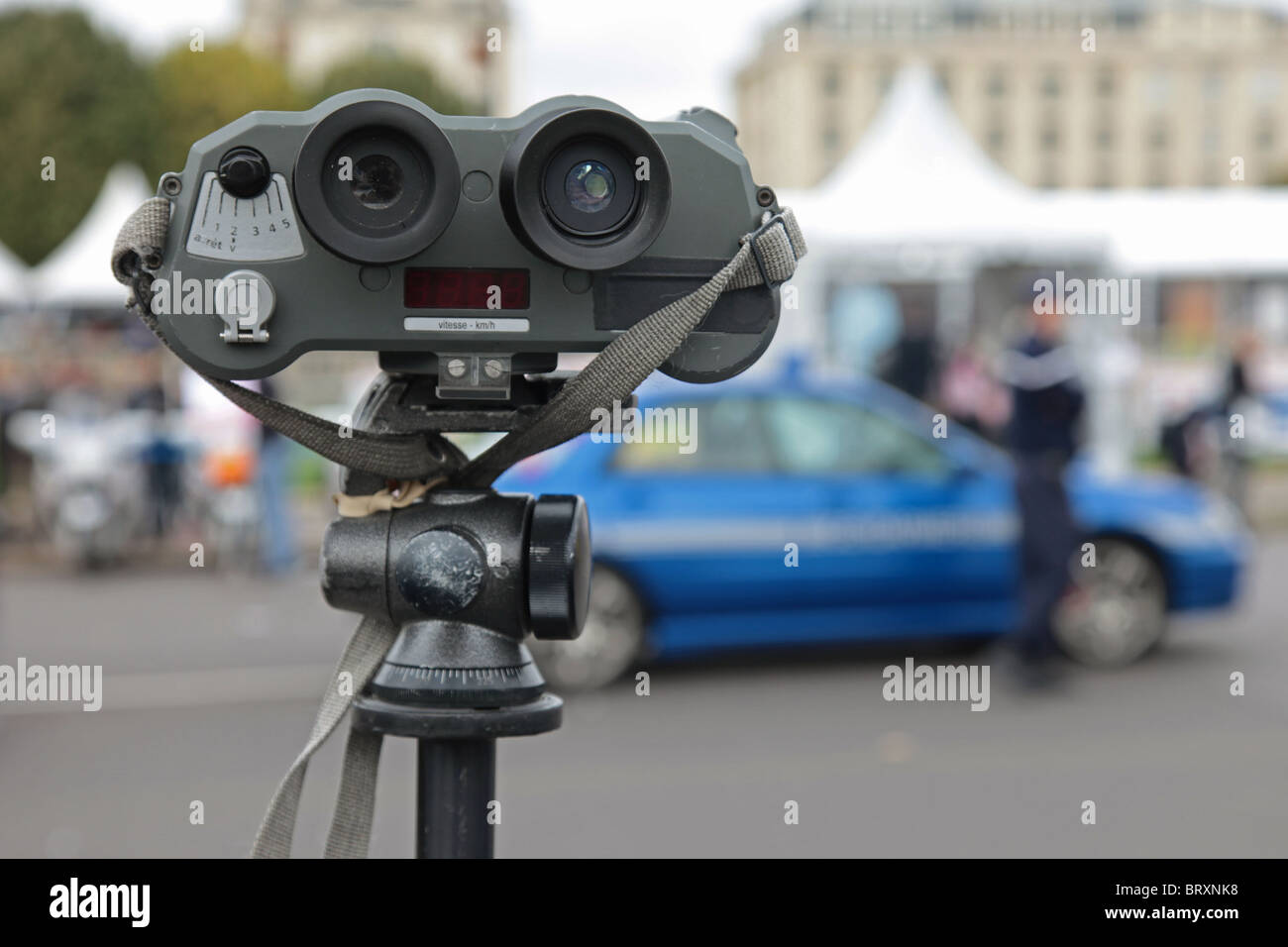 Officer Binoculars High Resolution Stock Photography and Images Alamy