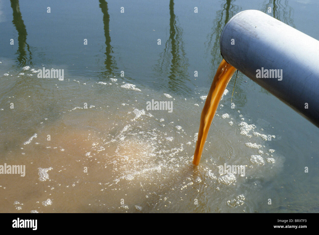 PIPE DUMPING WASTE WATER DIRECTLY INTO THE RIVER, RISLE VALLEY, EURE