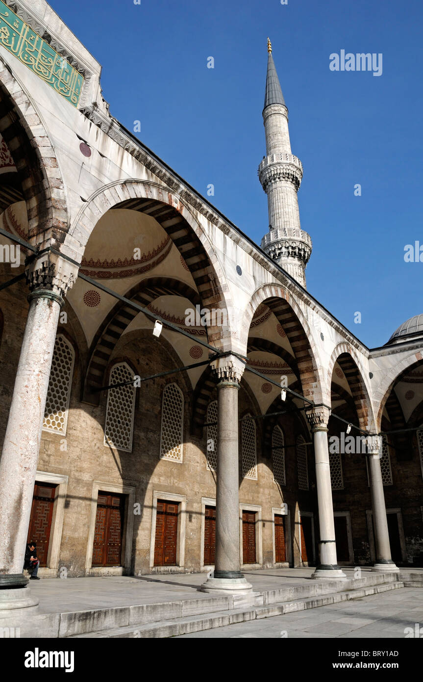Blue Mosque exterior Sultan Ahmed Mosque Istanbul Turkey ornate decorated domes domed art structure acrhitectural Stock Photo