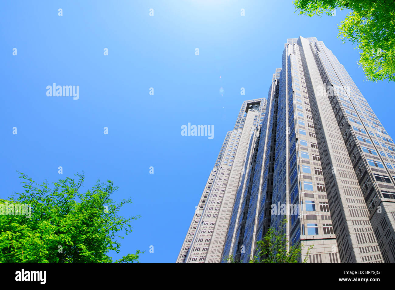 Tall building hires stock photography and images Alamy