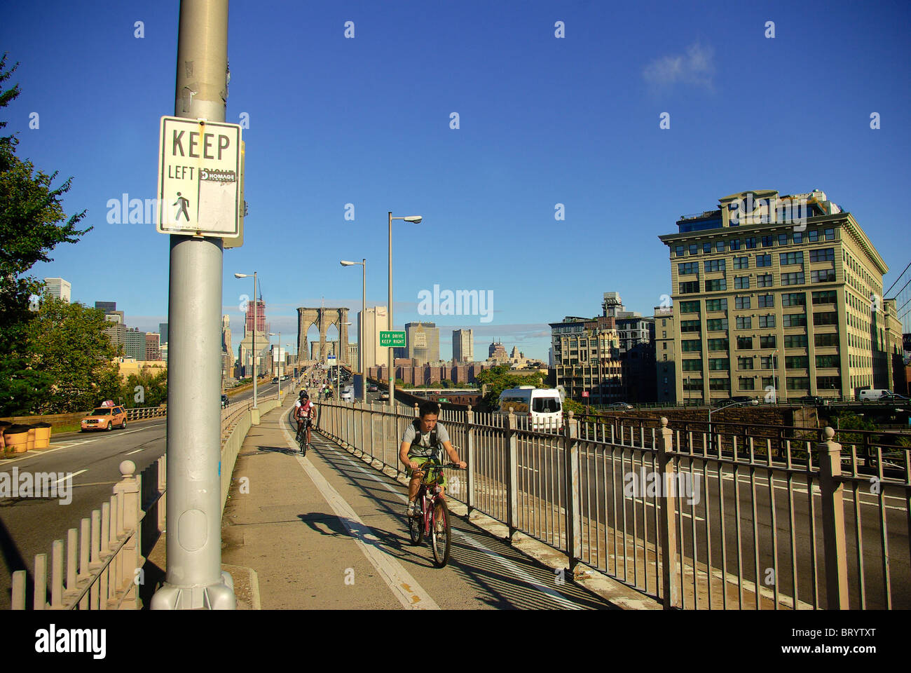 bike lane brooklyn bridge