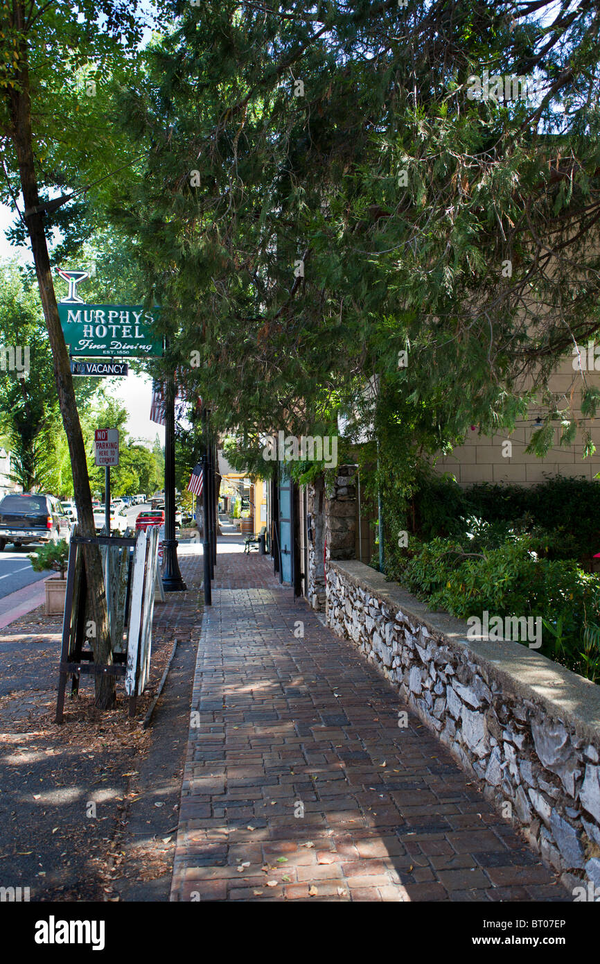 A scene from Murphys California old time downtown shopping area with