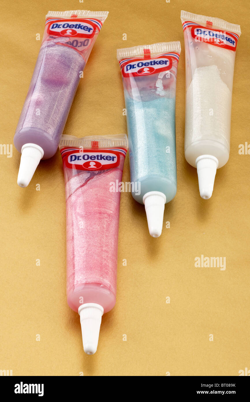 Gevoelig voor honderd Desillusie Dr oetker icing gel tubes tube food colouring decorative hi-res stock  photography and images - Alamy