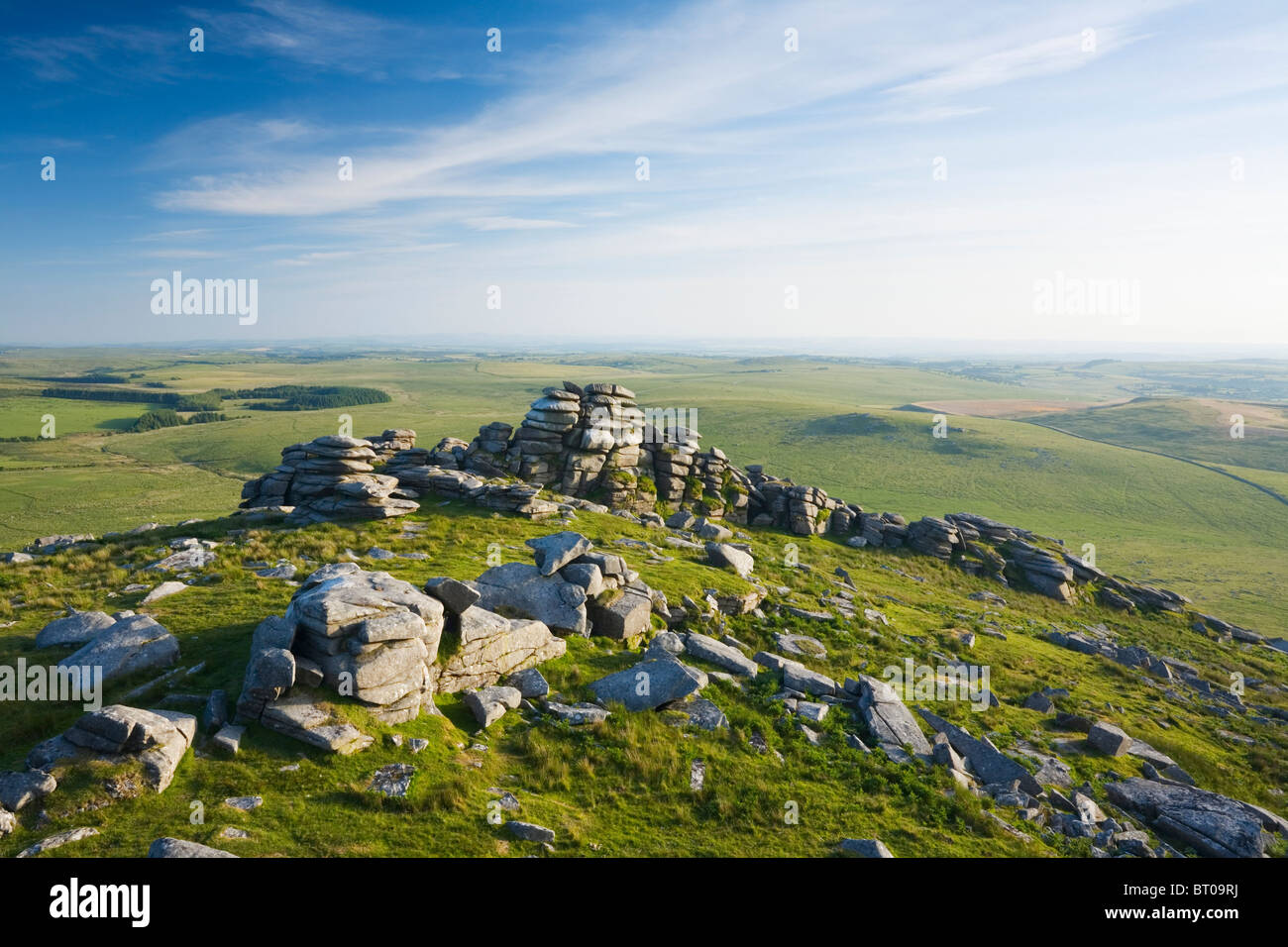 Granite rock formations on the summit of Rough Tor, Bodmin Moor. Cornwall. England. UK. Stock Photo