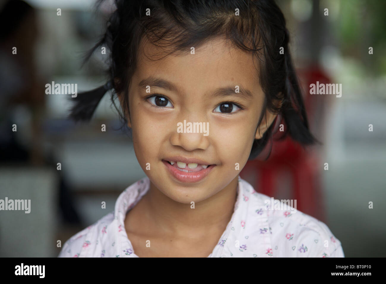 Thai muslim girl hi-res stock photography and images - Alamy