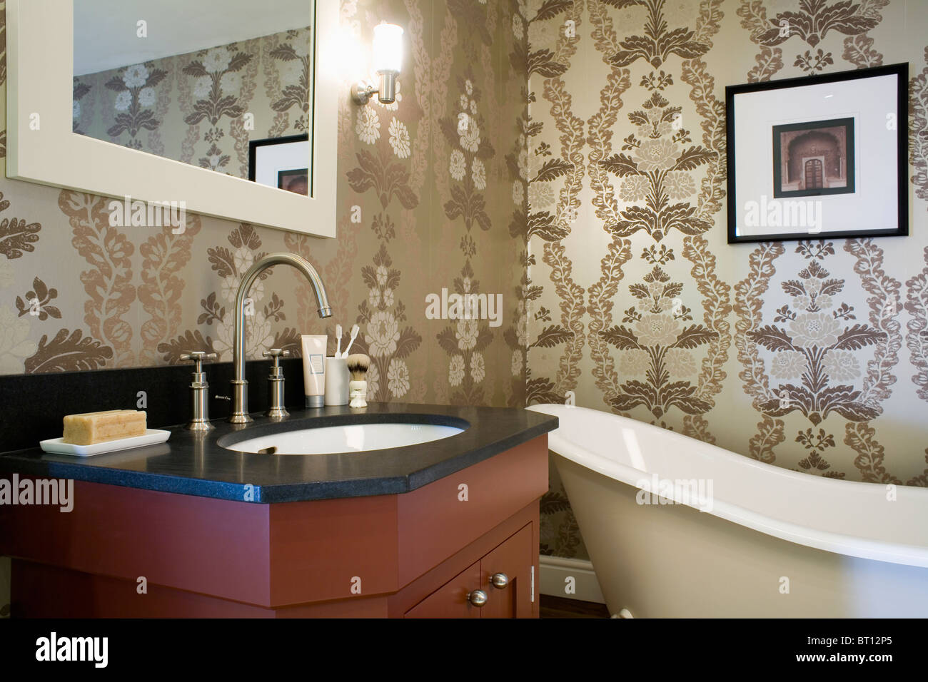 Interiors traditional bathrooms wallpaper hi-res stock photography and