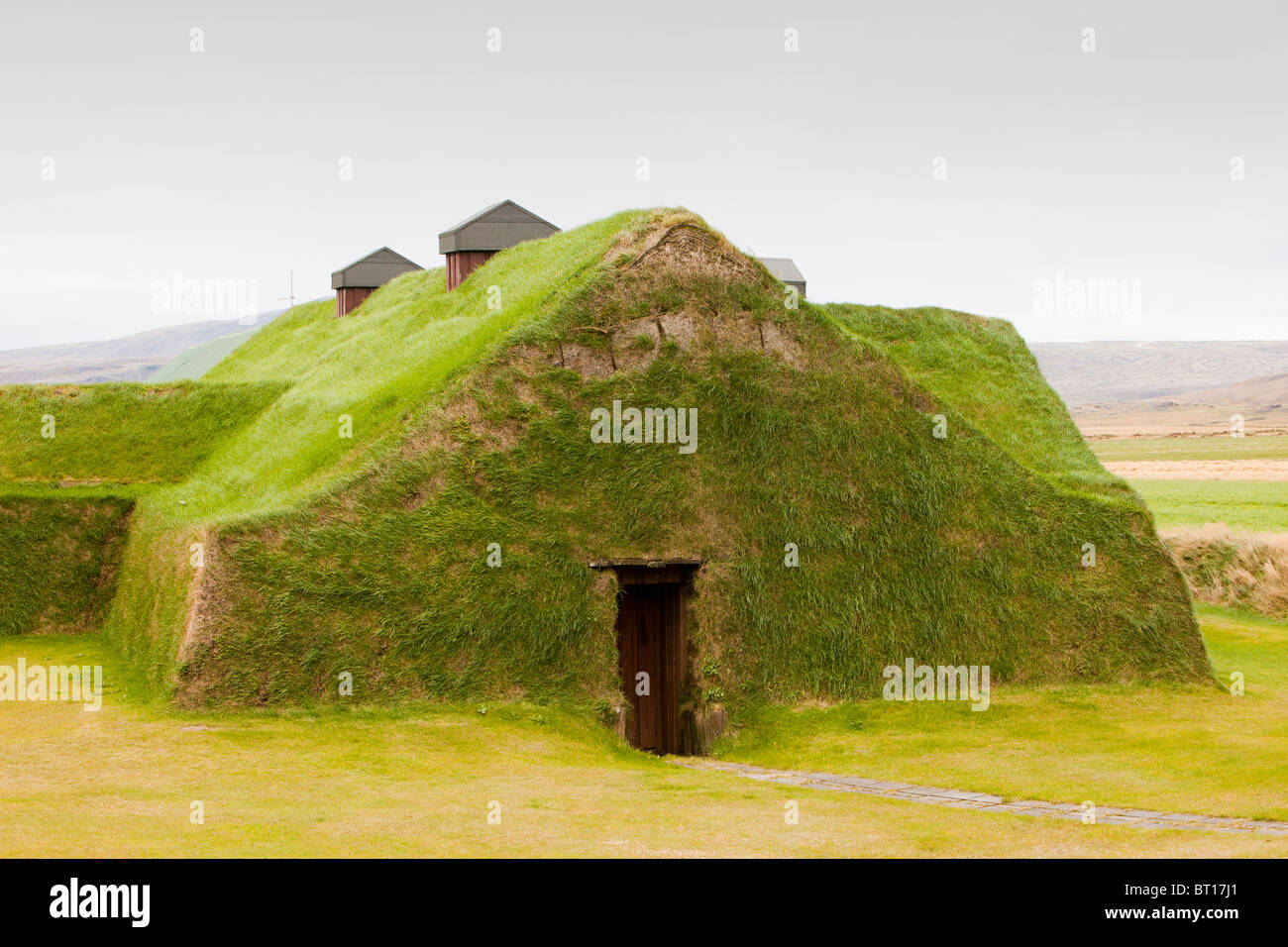 Viking long house hires stock photography and images Alamy