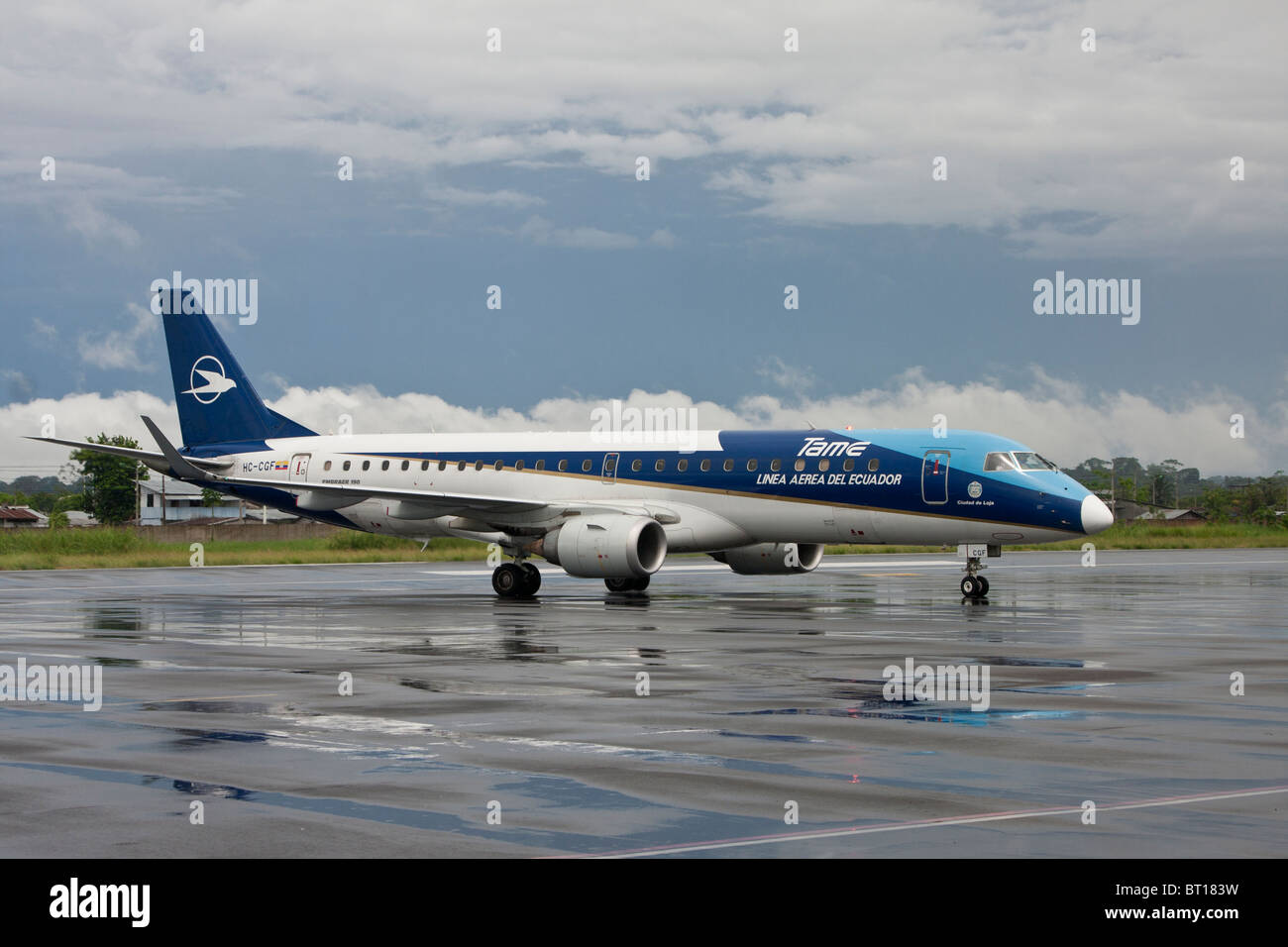 Embaer 190 jet, registered HC-CGF, belonging to TAME taxiing at Francisco de Orellana (Coca) Airport, Napo, Ecuador Stock Photo