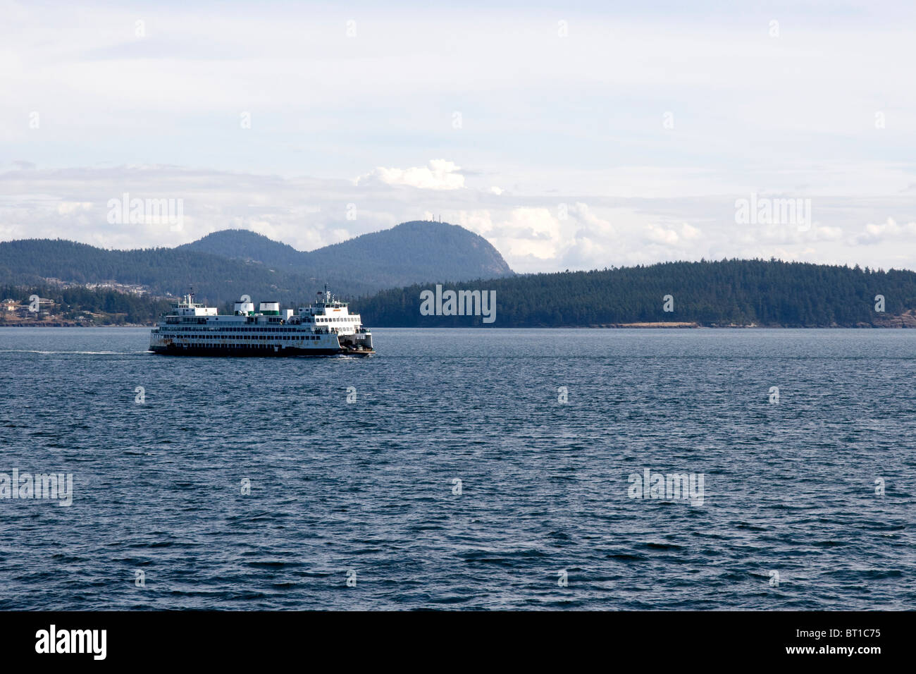 Orcas to san juan island ferry hi-res stock photography and images - Alamy