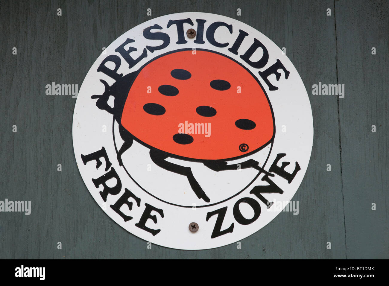 Pesticide Free Zone sign on farm in Willow Creek, California, USA. Stock Photo
