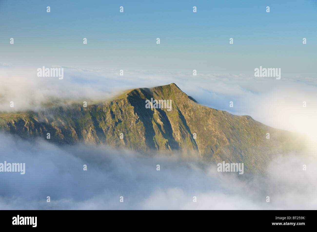 Hopegill Head above a temperature inversion in the English Lake District Stock Photo