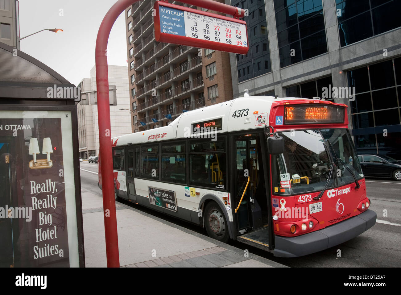 Oc transpo hi-res stock photography and images - Alamy