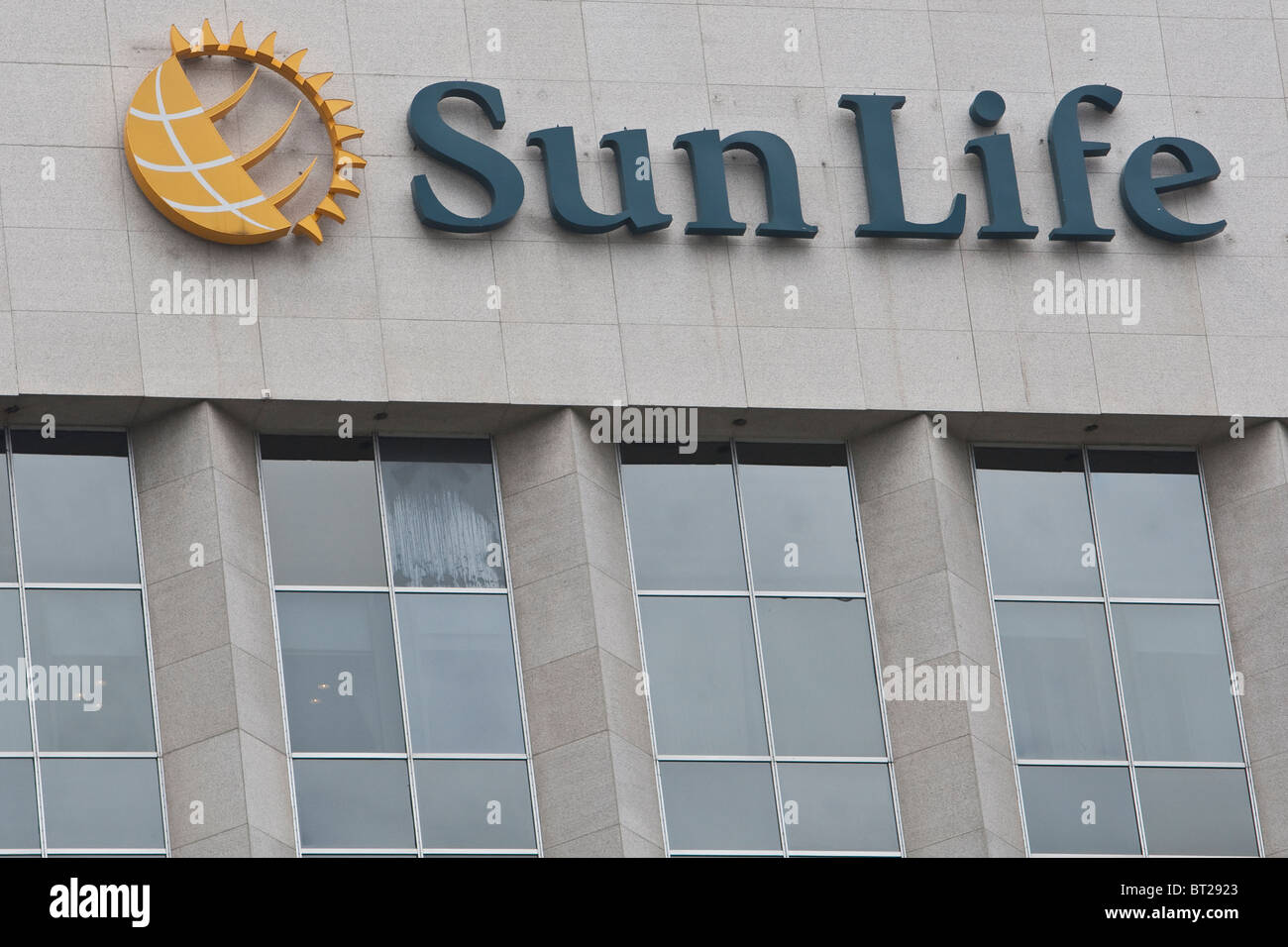 Sun life of canada hires stock photography and images Alamy