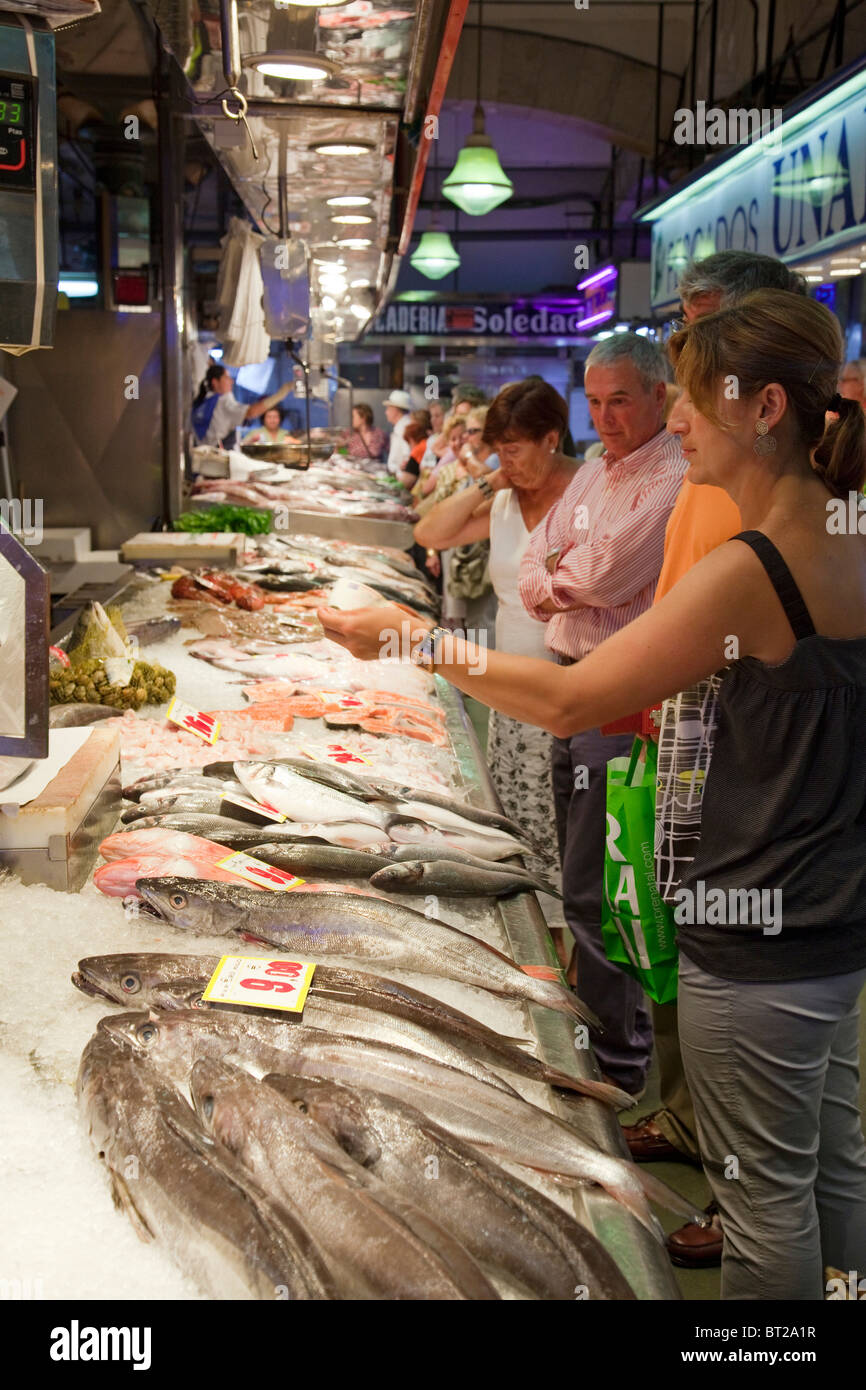 Pescados en el Mercado de la Esperanza Santander Cantabria España Fish Market Santander Cantabria Spain Stock Photo