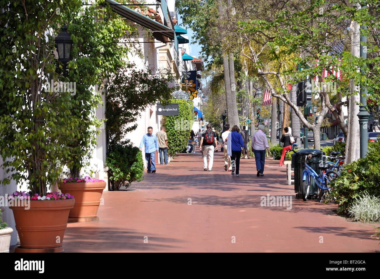 Street with shops, Santa Barbara, California, USA Stock Photo Alamy