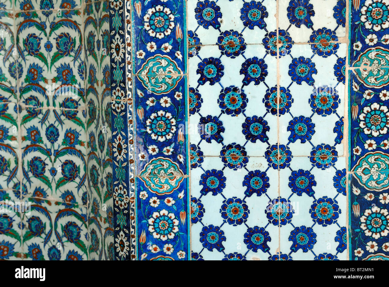 Iznik blue tile decoration in mosque of Rustem Pasa Stock Photo Alamy