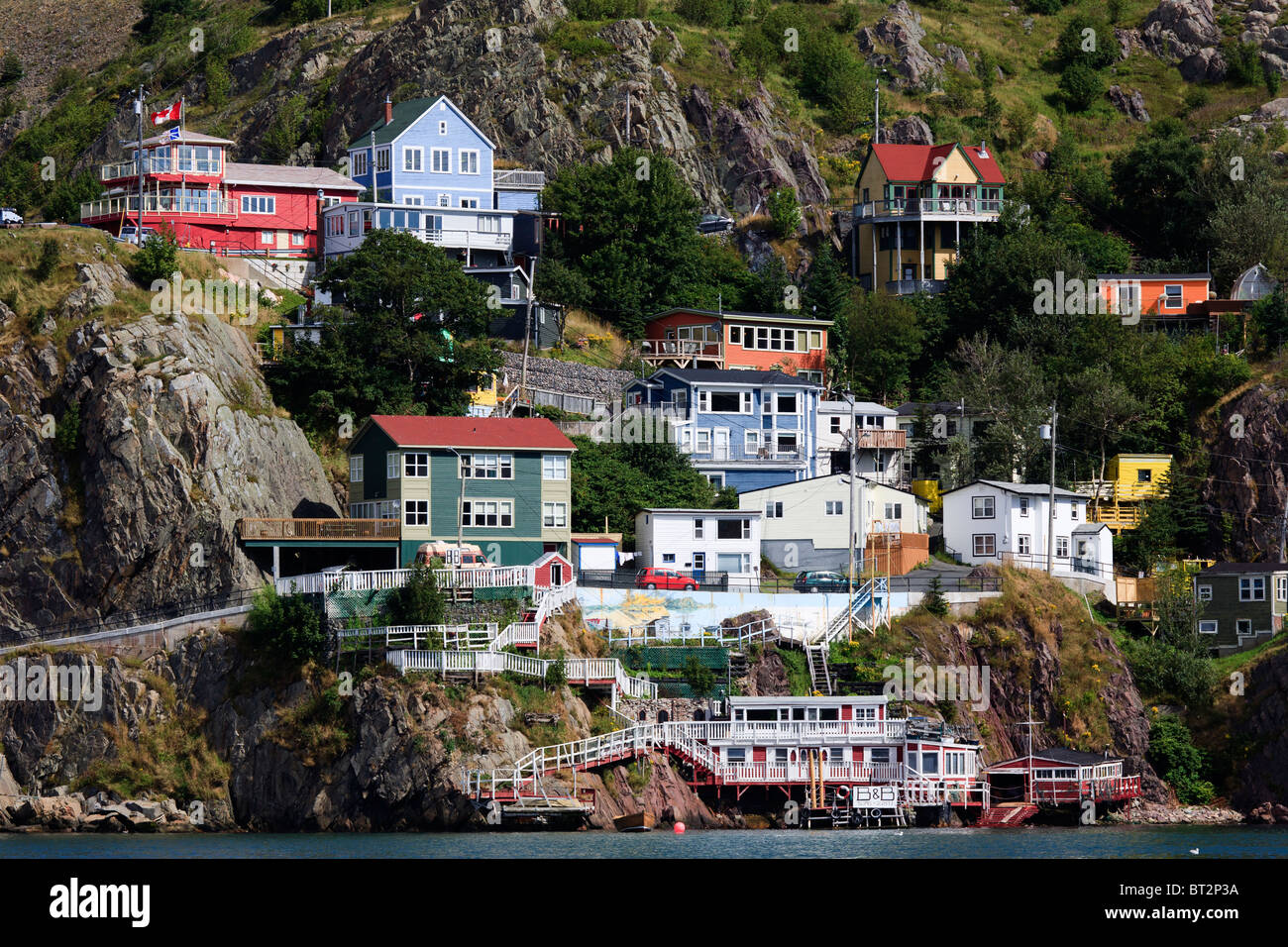 The Battery. Houses perched under the cliffs of Signal Hill at St.Johns, Newfoundland, Canada Stock Photo